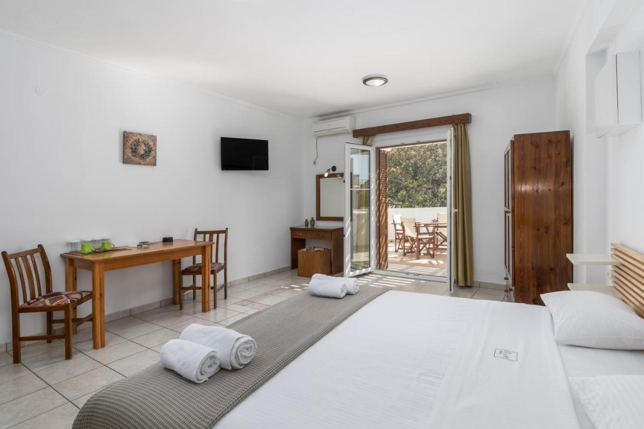 Olive Studios Αδάμας Εξωτερικό φωτογραφία