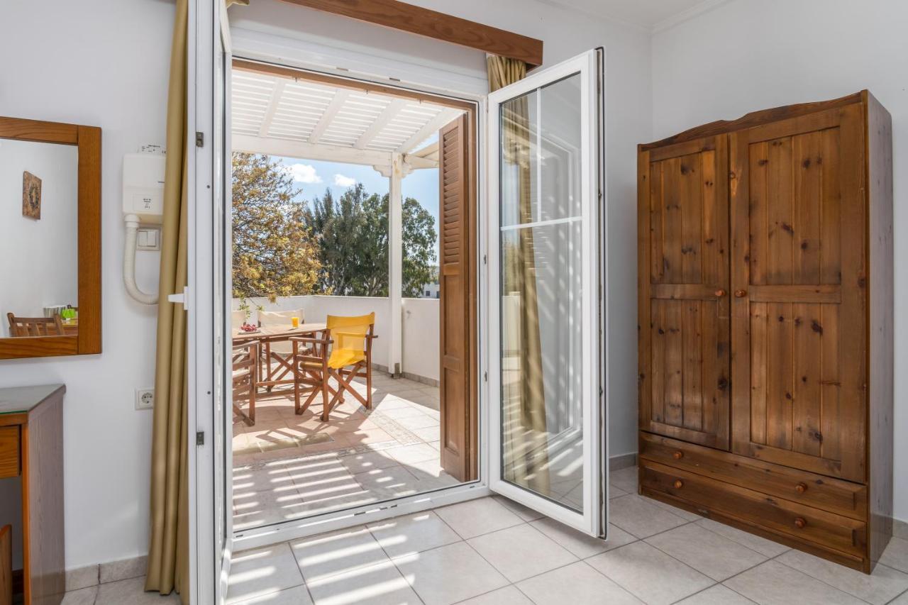 Olive Studios Αδάμας Εξωτερικό φωτογραφία